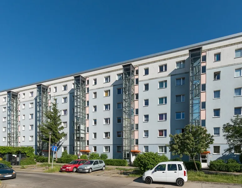 Kleine Mehrzimmer Wohnung mit Balkon — photo 1